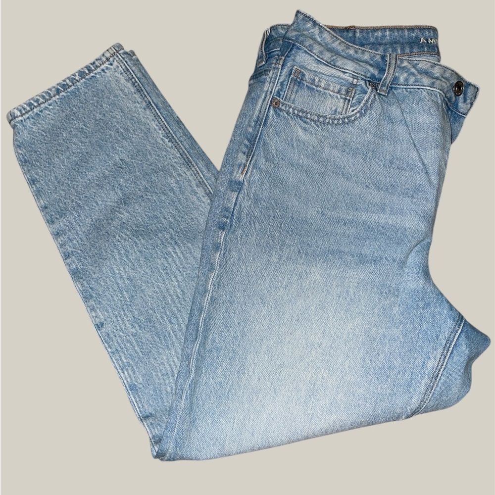 American Eagle Light Blue Denim Jeans
